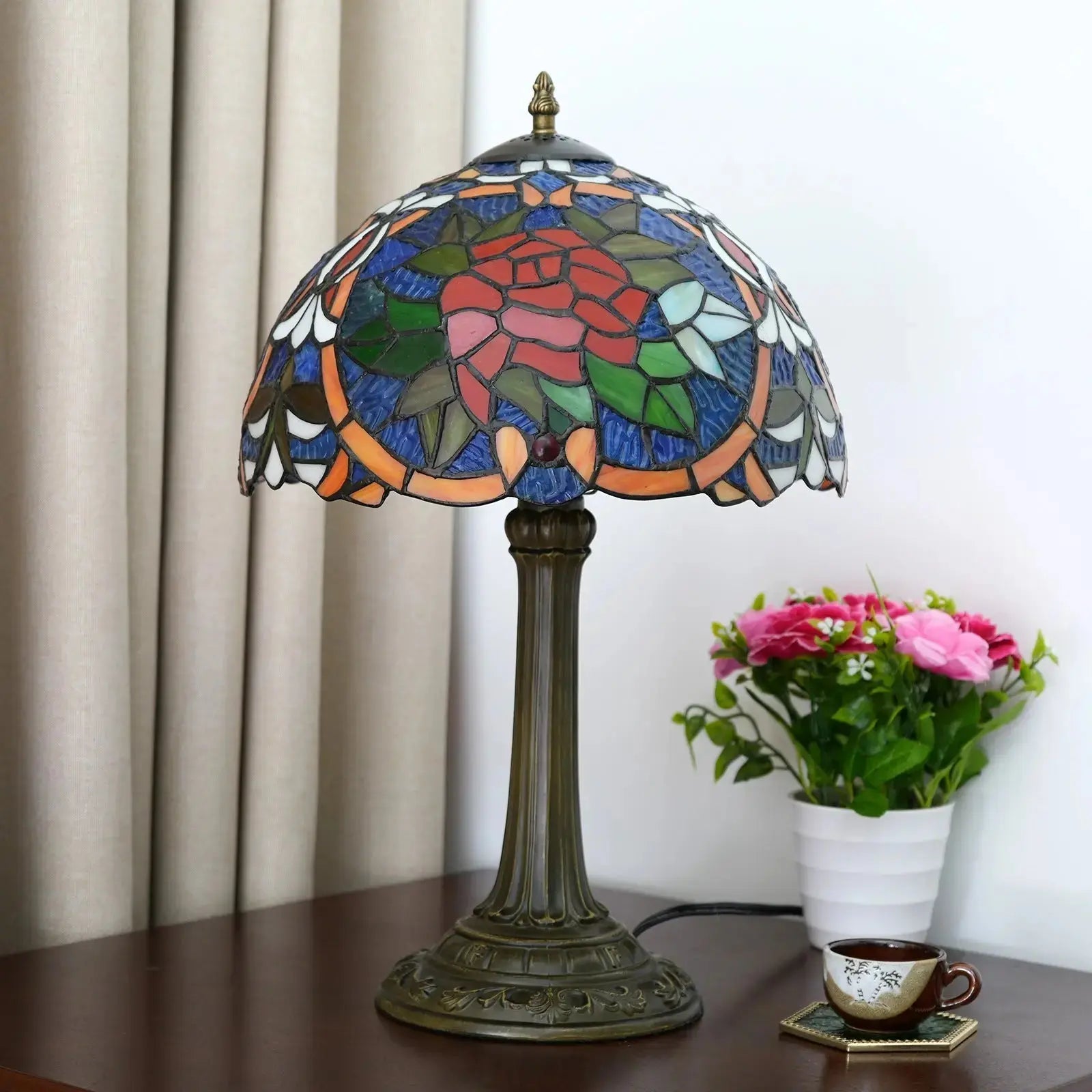 12inch Stained Glass Red Roses Lampshade Bedside Light Vintage Tiffany Style Desk Lamp Classical Tiffany Lamp