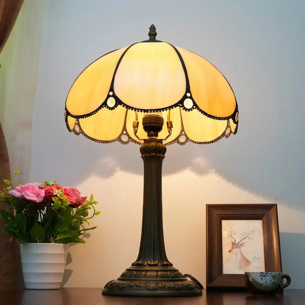 12inch Tiffany Bedside Lamps Stained Glass Yellow Vintage Table Light Classical Tiffany Lamp