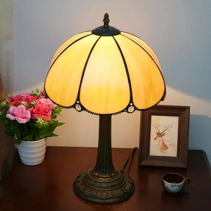 12inch Tiffany Bedside Lamps Stained Glass Yellow Vintage Table Light Classical Tiffany Lamp