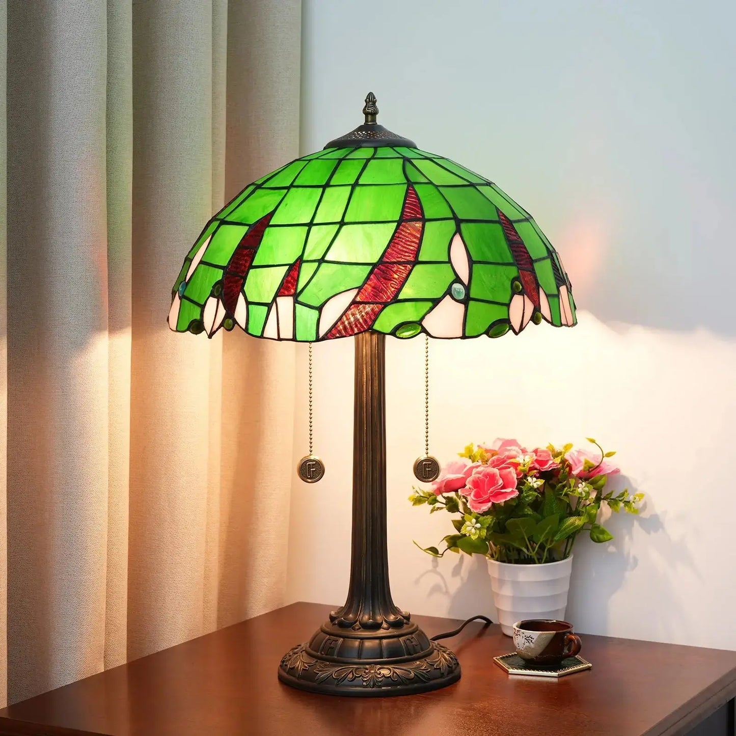 16inch Stained Glass Green Beads Bedside Light Tiffany Desk Lamps Classical Tiffany Lamp