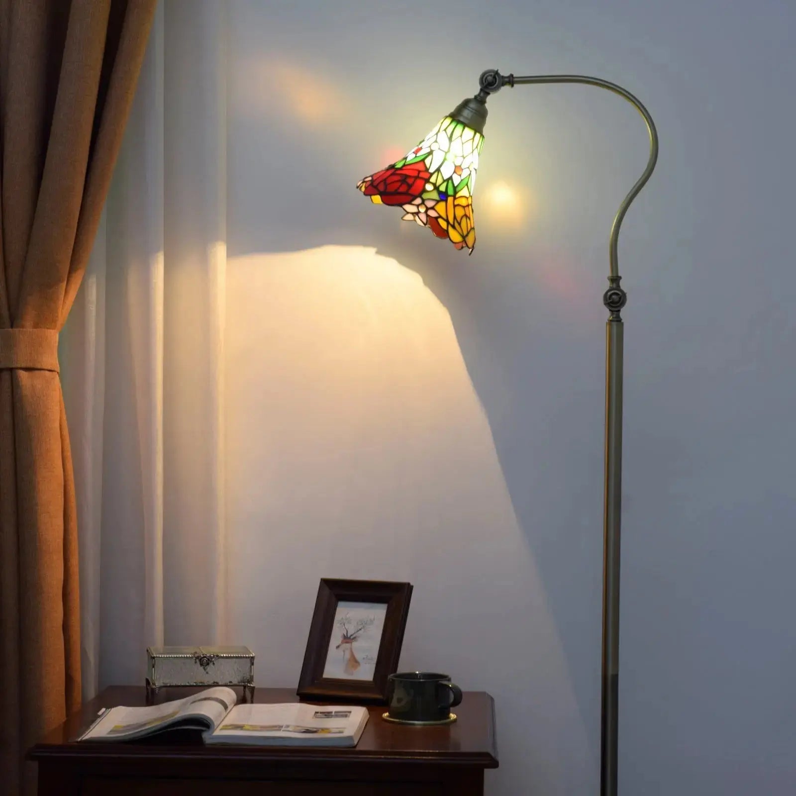 20cm Tiffany Standard Light Pastoral Rose Flower Lampshade Vintage Colored Glass Floor Lamp Classical Tiffany Lamp