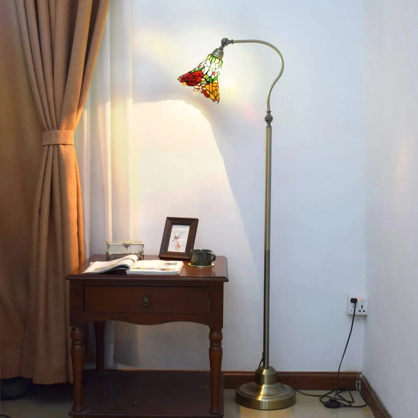 20cm Tiffany Standard Light Pastoral Rose Flower Lampshade Vintage Colored Glass Floor Lamp Classical Tiffany Lamp