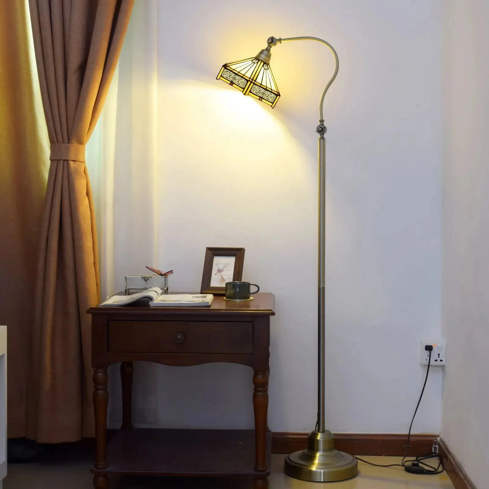 20cm Vintage Stained Glass Floor Lamp Warm Color Lampshade Tiffany Standing Light Classical Tiffany Lamp
