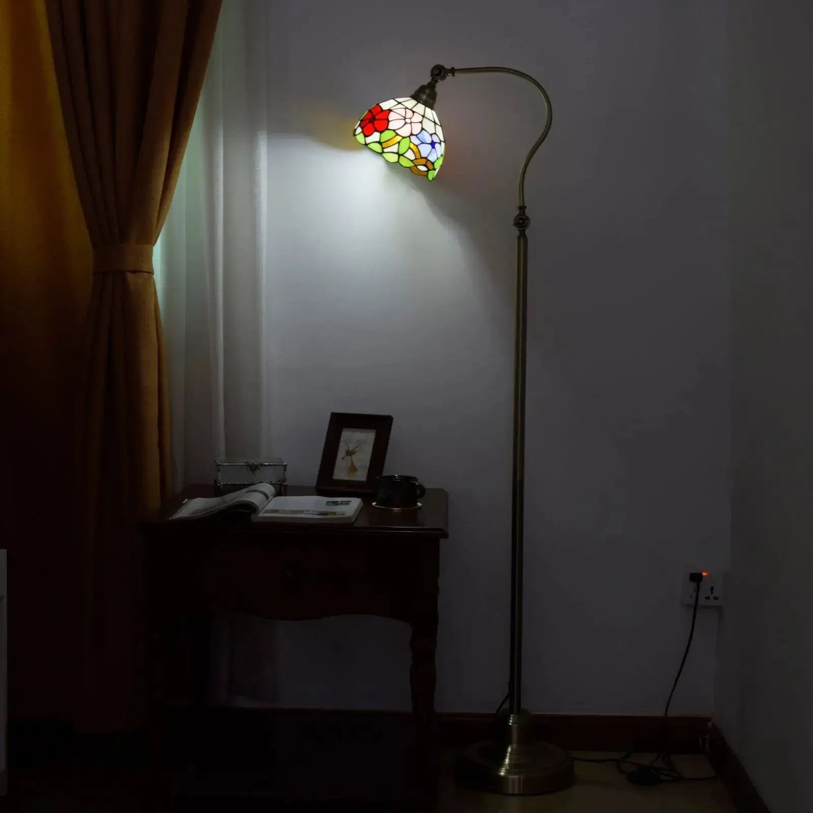 20cm Vintage Stained Glass Morning Glory Lampshade Tiffany Like Floor Lamps Classical Tiffany Lamp