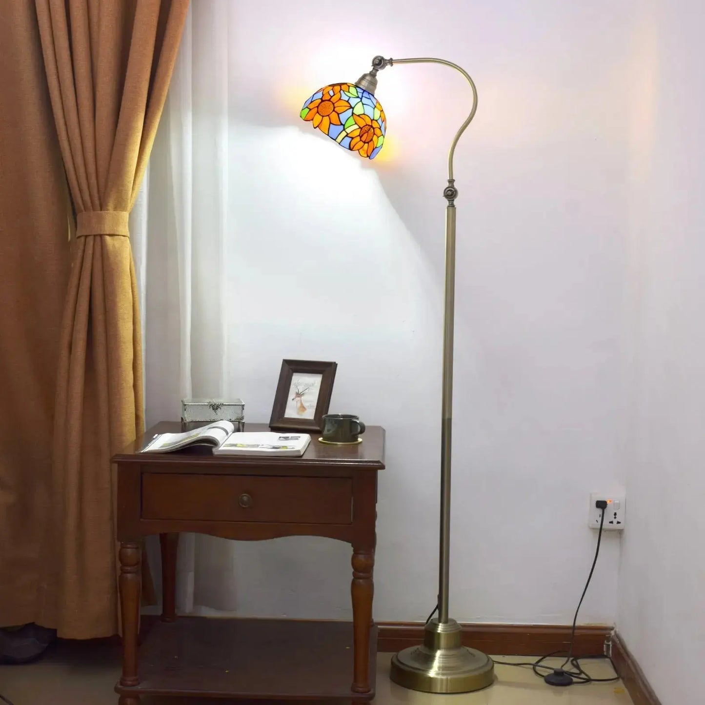 20cm Vintage Floor Tiffany Style Lamps Stained Glass Sunflower Lampshade Standing Light Classical Tiffany Lamp