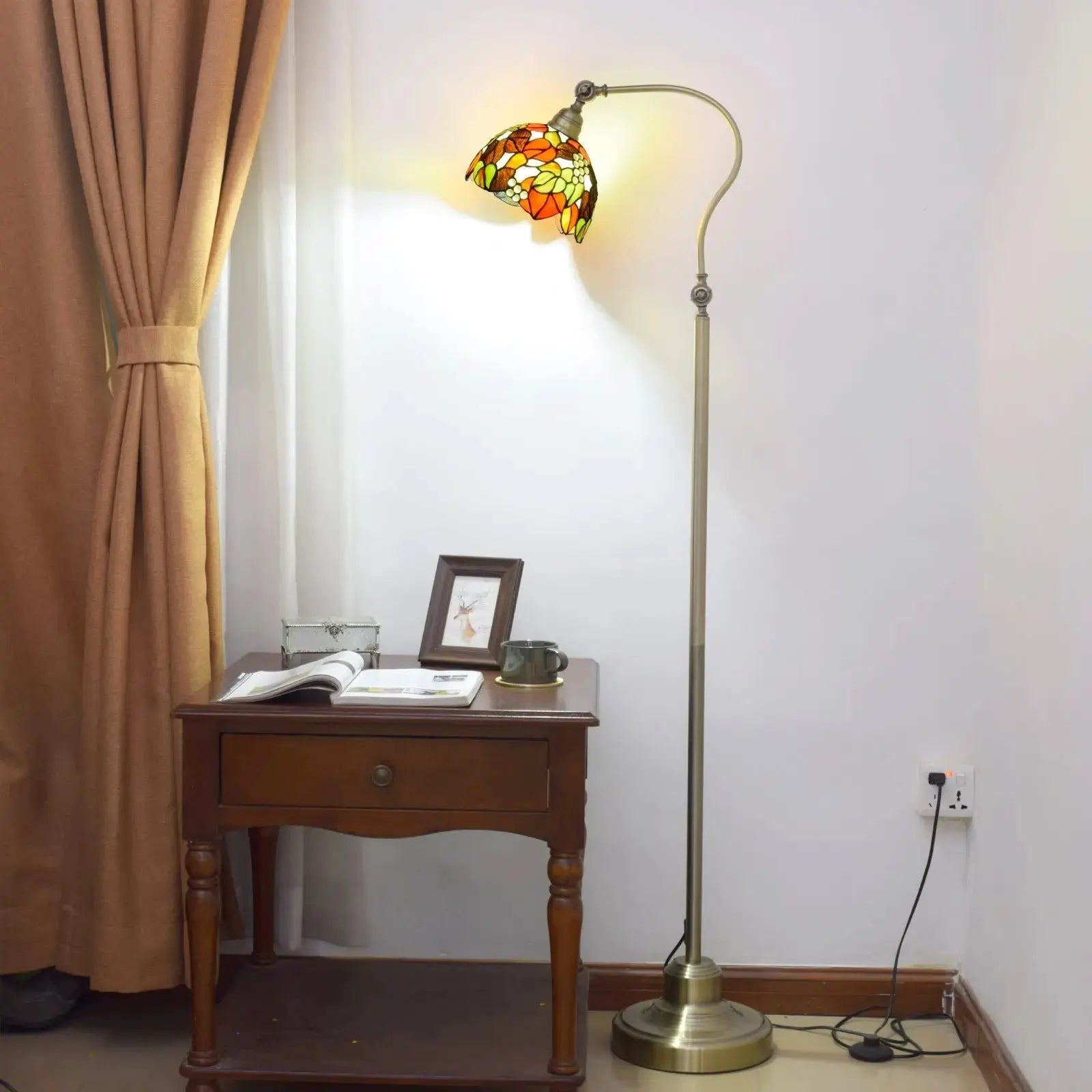 20cm Stained Glass Pastoral Grape Leaf Lampshade Vintage Tiffany Style Floor Lamps Classical Tiffany Lamp