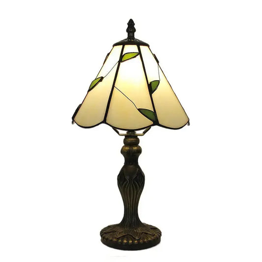 8inch Stained Glass Desk Light Retro Lampshade Small Tiffany Style Lamps Classical Tiffany Lamp