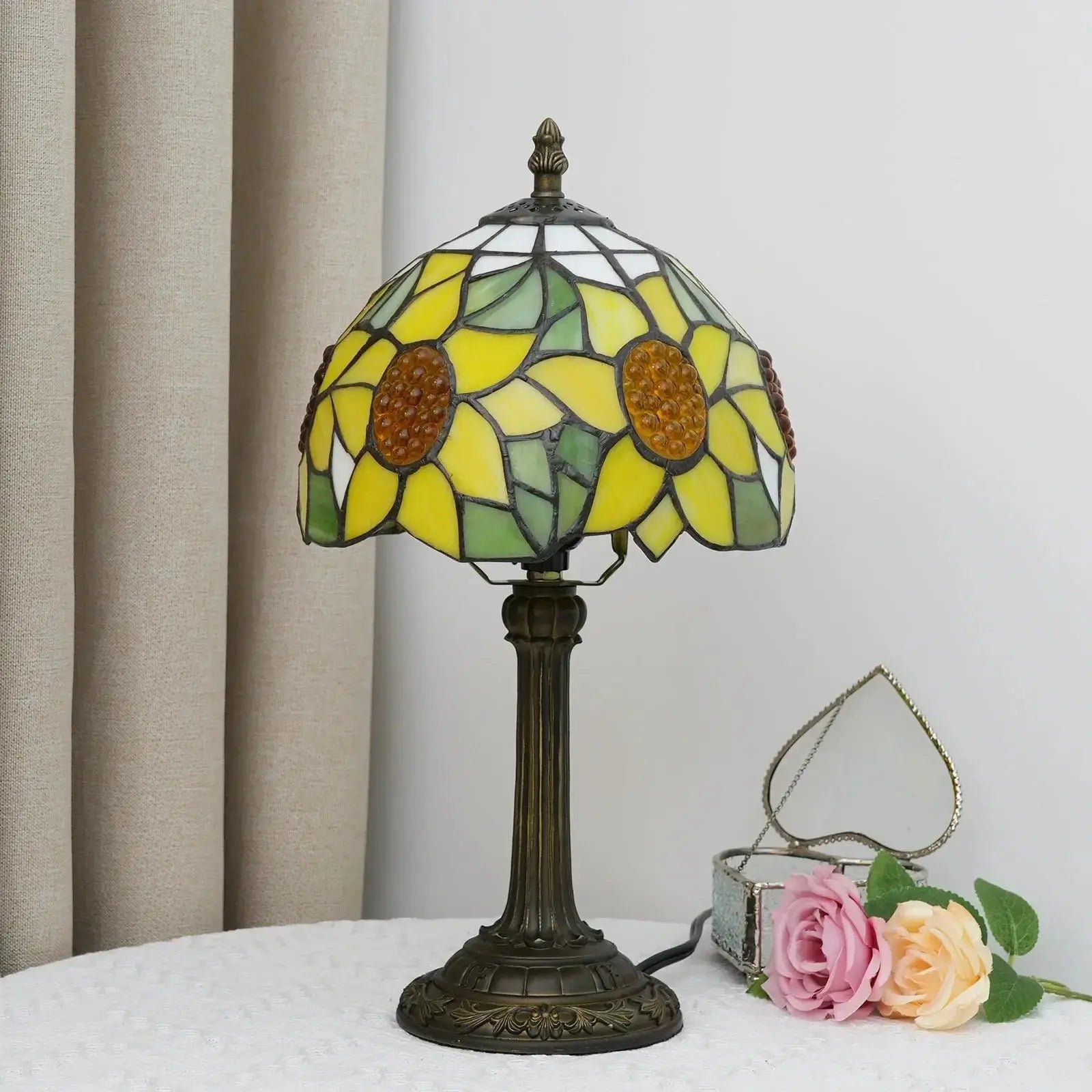 8inch Small Tiffany Table Lamps Tiffany Stained Glass Sunflower Lampshade Bedside Light Classical Tiffany Lamp