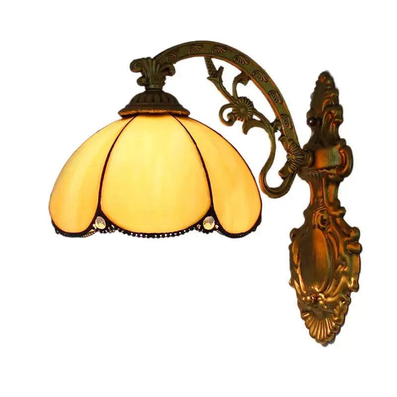 Small Wall Sconce Tiffany Pastoral Beige Yellow Lampshade Vintage Wall Lamp Classical Tiffany Lamp